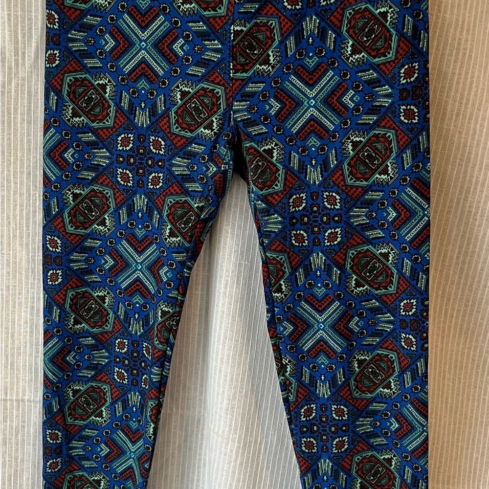 LulaRoe Leggings ONE SIZE girls